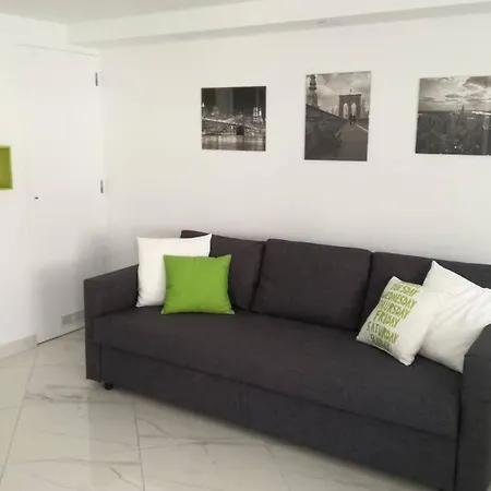 Daisy Apartment Chayofita