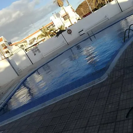 Διαμέρισμα Daisy Apartment Chayofita